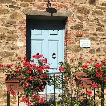 Antico Casale Silvia Feriehus